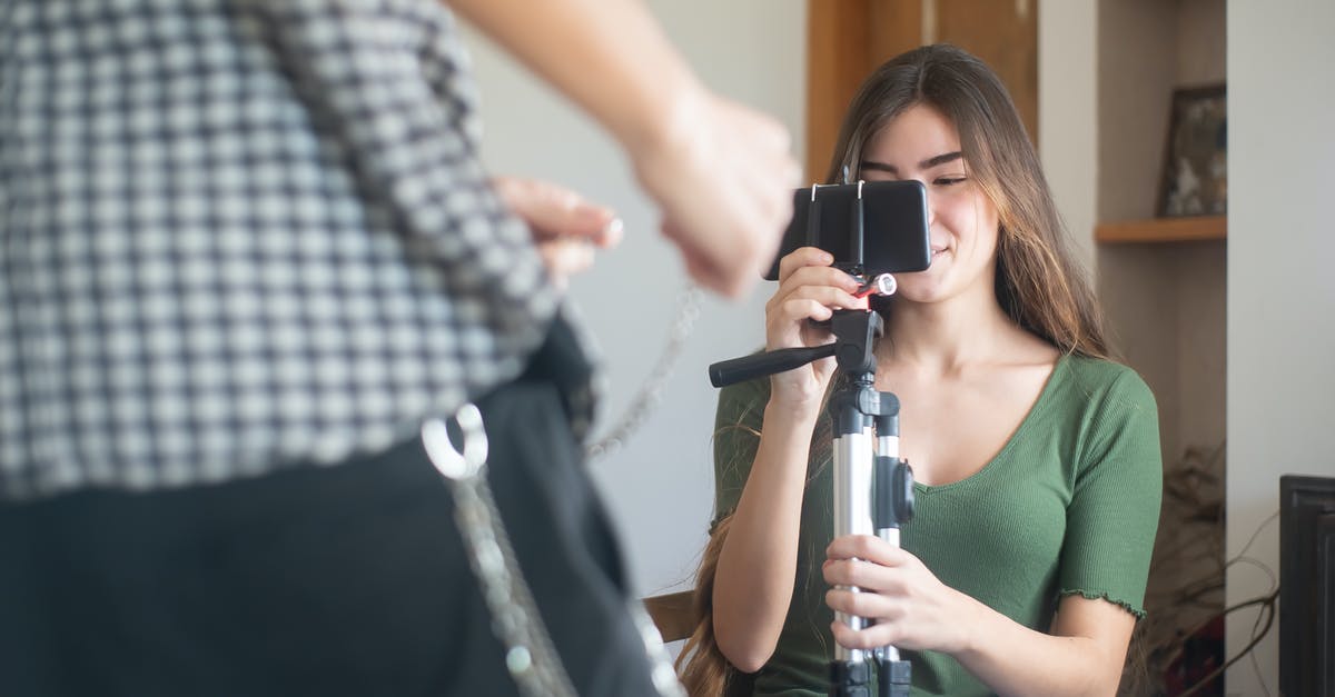 Are the live flight radar websites *actually* live? - Woman in Green Shirt Holding Black and Silver Camera Are the live flight radar websites *actually* live? - Woman in Green Shirt Holding Black and Silver Camera