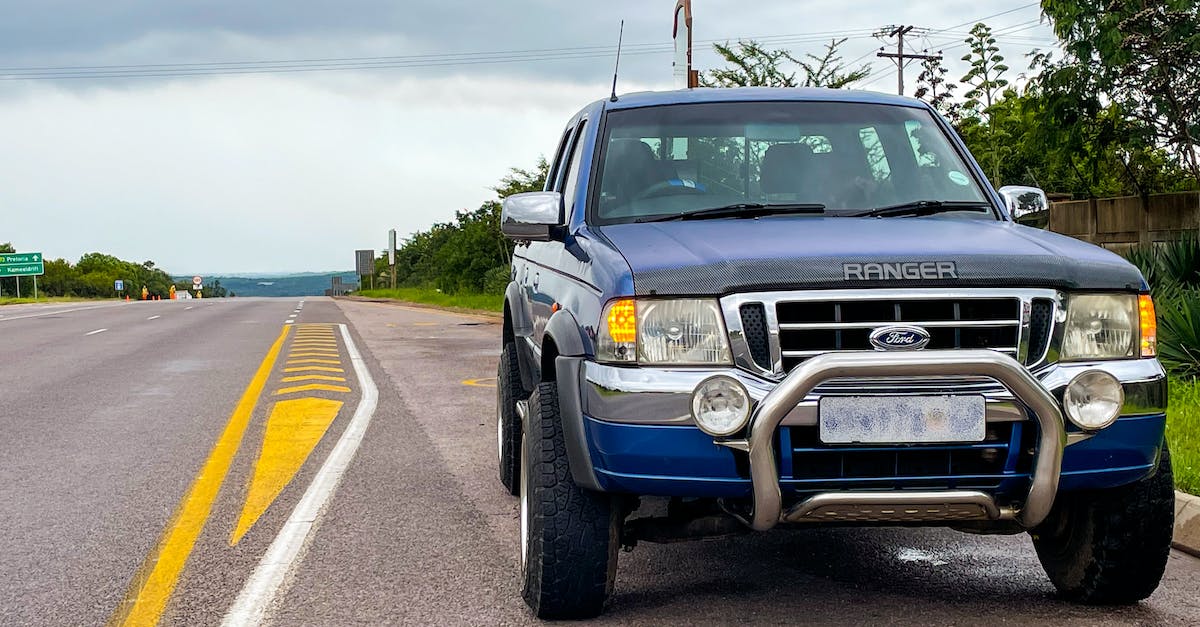 Are there alternatives to the ranger cabins in Algonquin Park? - A Pickup Truck Parked by the Roadside Are there alternatives to the ranger cabins in Algonquin Park? - A Pickup Truck Parked by the Roadside