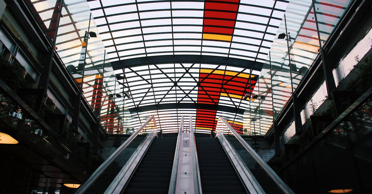Are there any baggage lockers at Amsterdam Zuid Station? - Architectural of Silver and Black Building Are there any baggage lockers at Amsterdam Zuid Station? - Architectural of Silver and Black Building