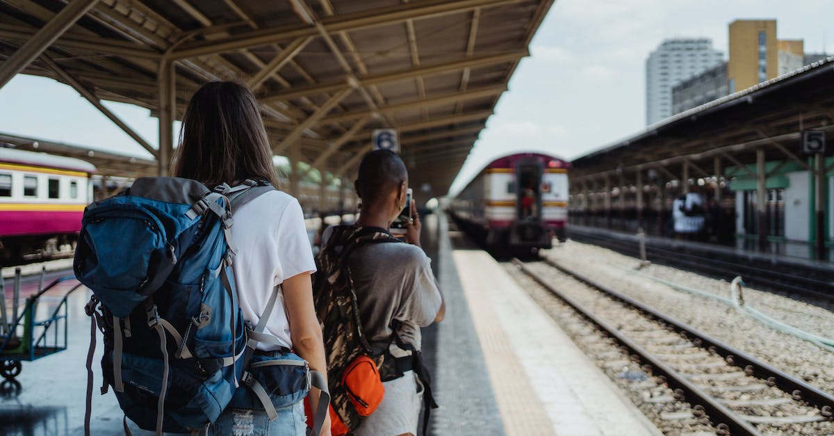 Are there restrooms on trains in Israel? - Backpackers on Railway Station Are there restrooms on trains in Israel? - Backpackers on Railway Station