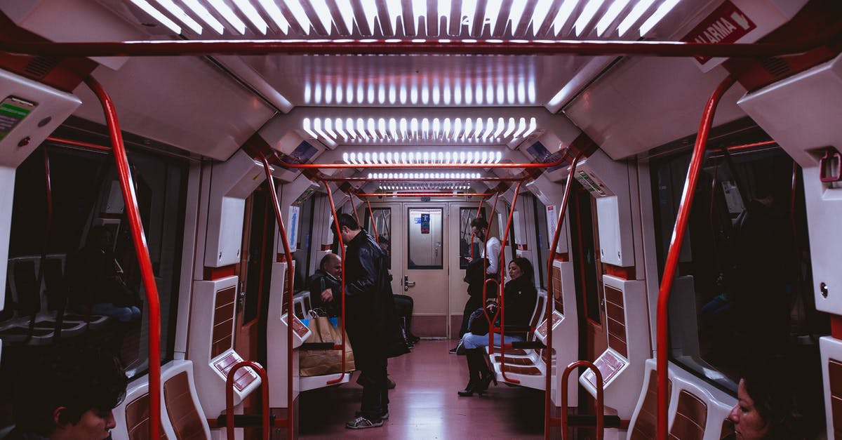 Are these Deutsche Bahn train seats side-by-side? - People On The Train Are these Deutsche Bahn train seats side-by-side? - People On The Train