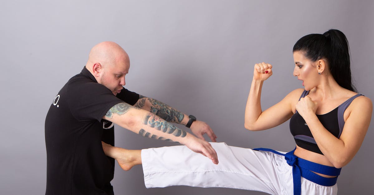 Australian to Japanese power converter? - Karateka hitting tattooed male partner during fight Australian to Japanese power converter? - Karateka hitting tattooed male partner during fight