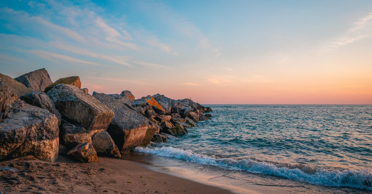 Can I go outside Toronto airport with transit visa for a few hours? [duplicate] - Photo Of Seaside During Daytime