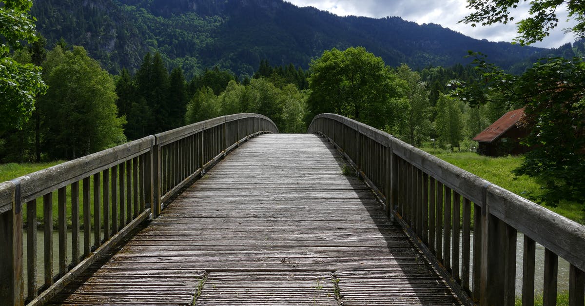 Can you walk across the Queensboro bridge to Roosevelt Island? - Landscape Photo of Wooden Bridge Can you walk across the Queensboro bridge to Roosevelt Island? - Landscape Photo of Wooden Bridge