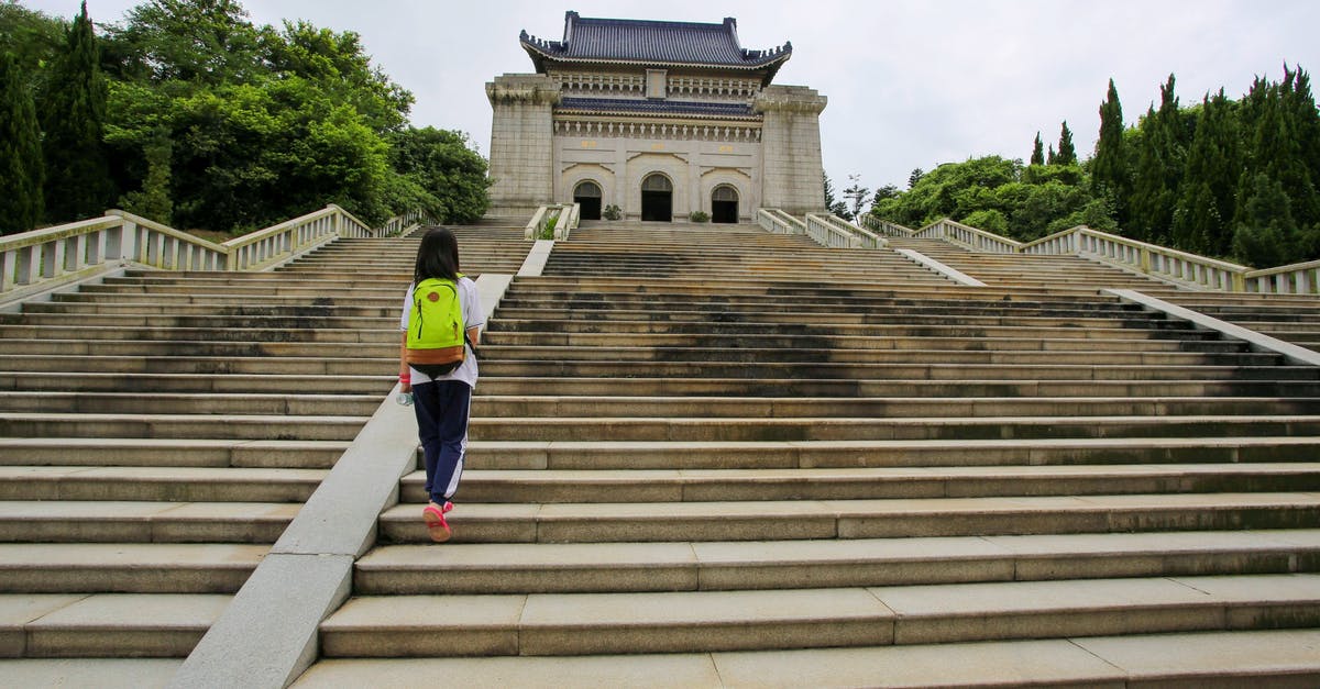 China visit visa for unaccompanied child [closed] - Kid Going Up the Stairs