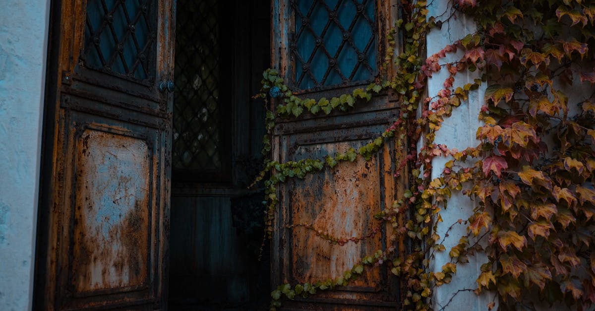 Chinese multiple entry Visa in-out options for Pakistan? - Old shabby entrance with opened rusty door Chinese multiple entry Visa in-out options for Pakistan? - Old shabby entrance with opened rusty door