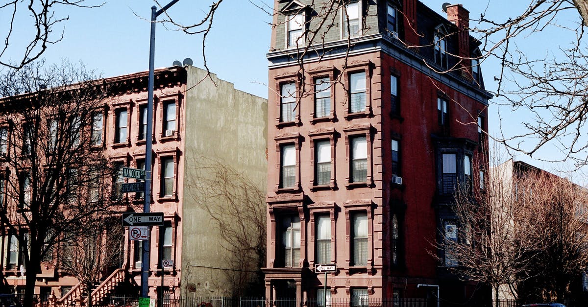 Crime statistics of New York City neighbourhoods - Brown Concrete Structure Under Sunny Sky Crime statistics of New York City neighbourhoods - Brown Concrete Structure Under Sunny Sky