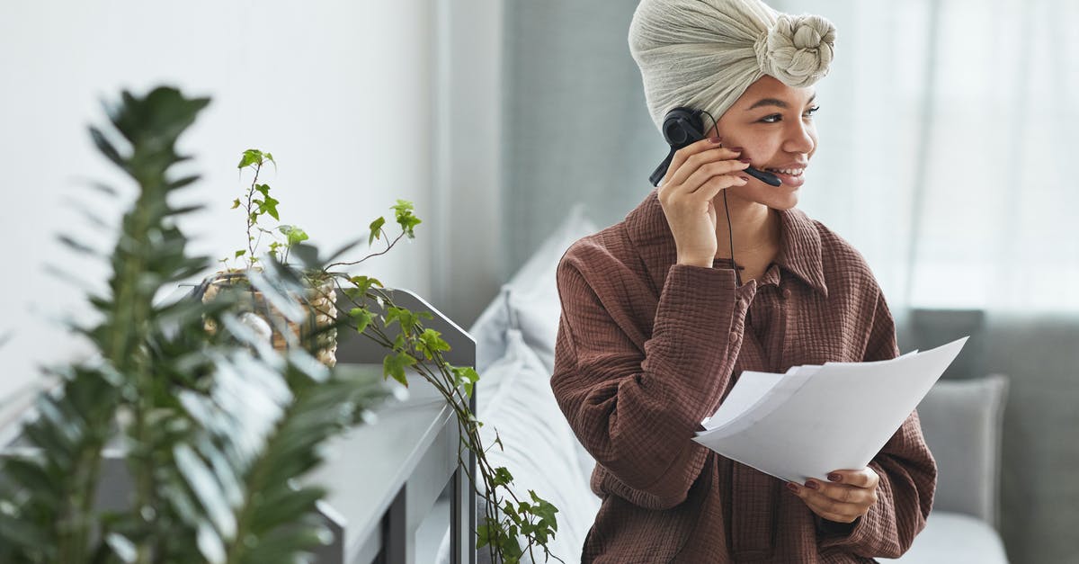Do Chinese customs agents check the contents of Kindles and notebooks? - Positive black woman with handsfree headset and documents Do Chinese customs agents check the contents of Kindles and notebooks? - Positive black woman with handsfree headset and documents