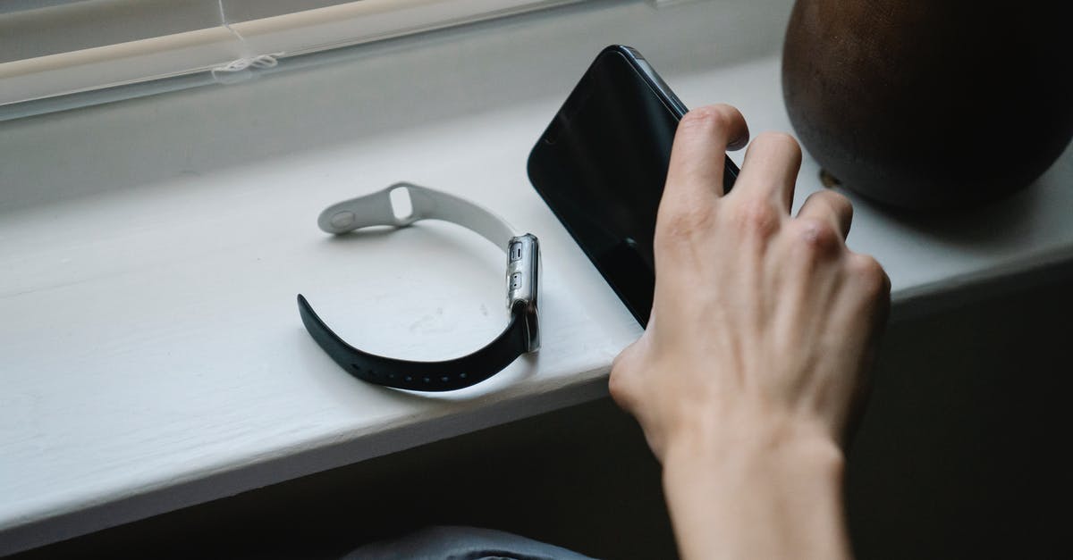 Do Etihad airways take dimensions of the check in baggage seriously? - Person with smartphone and wristwatch in bedroom Do Etihad airways take dimensions of the check in baggage seriously? - Person with smartphone and wristwatch in bedroom