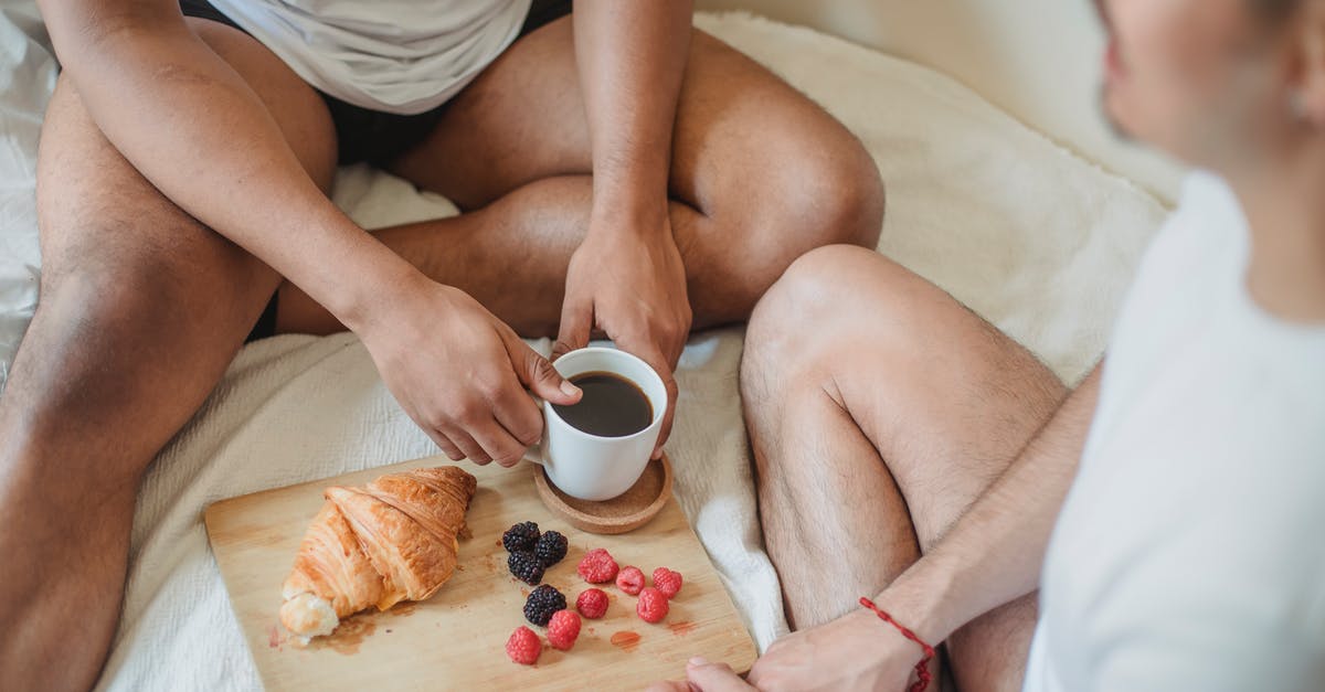 Do I have to declare my fruits flying into the EU? - Unrecognizable Partly Dressed Men Having Breakfast in Bed Do I have to declare my fruits flying into the EU? - Unrecognizable Partly Dressed Men Having Breakfast in Bed