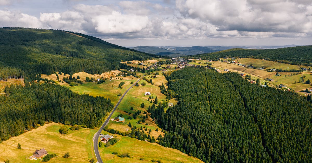 Does a Canadian need to go see a customs office if he enters the Czech Republic from Poland? - Green Field Does a Canadian need to go see a customs office if he enters the Czech Republic from Poland? - Green Field