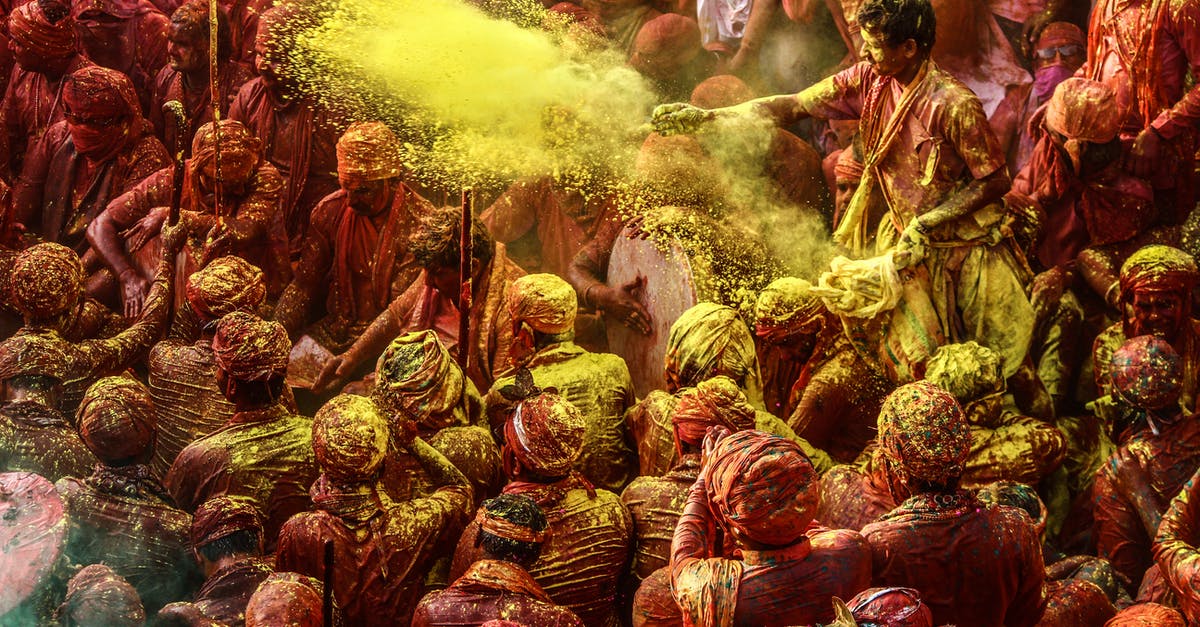 How big is the Holi festival in India? - Crowd of People Covered in Paint How big is the Holi festival in India? - Crowd of People Covered in Paint
