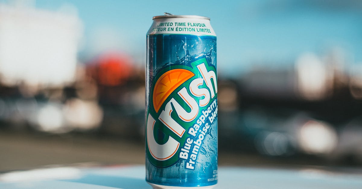 How can I assess the quality of a suitcase without relying on brand name? - Bright can of soda drink in sunlight outdoors How can I assess the quality of a suitcase without relying on brand name? - Bright can of soda drink in sunlight outdoors