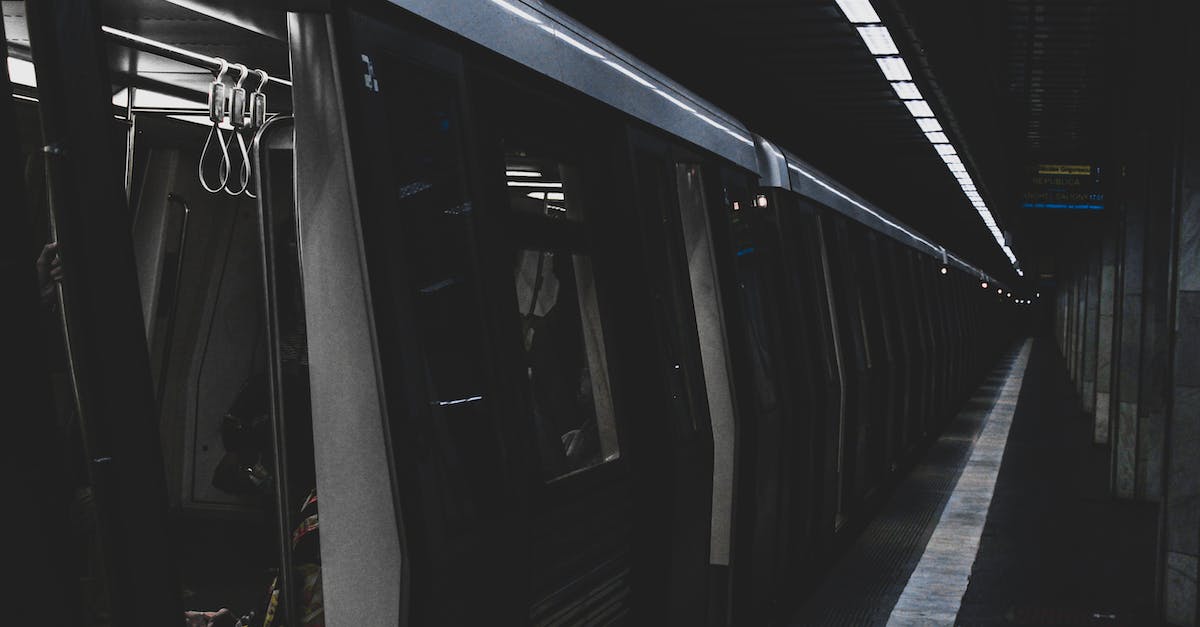 How can I find out which platform my train leaves from in Brussels Midi? - Black Train in Train Station How can I find out which platform my train leaves from in Brussels Midi? - Black Train in Train Station