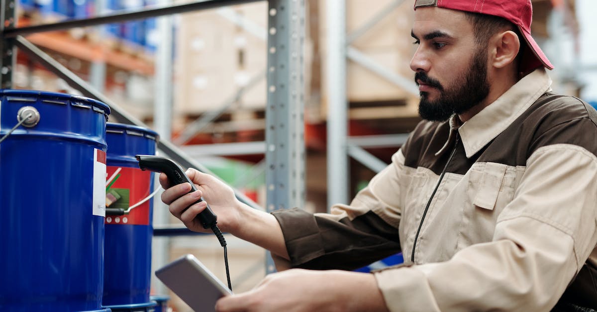 How does full-service gas work in Oregon? - Photo of Man Using Scanner How does full-service gas work in Oregon? - Photo of Man Using Scanner
