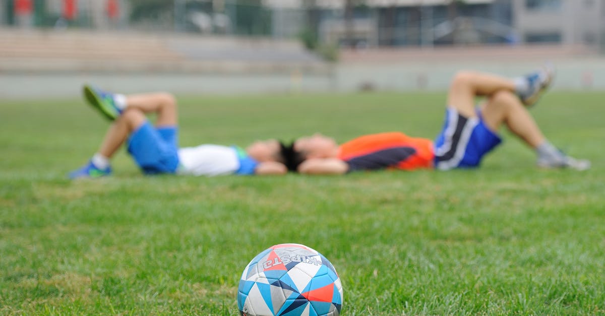 How does one sleep in a sleeper train in Europe? - Soccer Ball on Grass How does one sleep in a sleeper train in Europe? - Soccer Ball on Grass