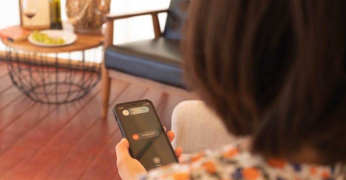 How does the CDC decide whether an itinerary **requires** an overnight connection? - Woman Holding Black Iphone 5 How does the CDC decide whether an itinerary **requires** an overnight connection? - Woman Holding Black Iphone 5