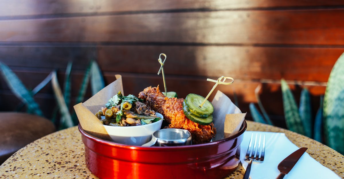 How to know ahead of time if food will be served during a flight? - Gourmet Dinner Served in Bowl
