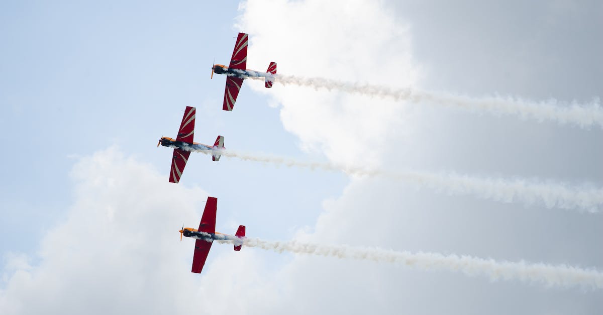 In the context of air travel, are layovers different to stopovers? - Red Fighter Plane in the Sky In the context of air travel, are layovers different to stopovers? - Red Fighter Plane in the Sky
