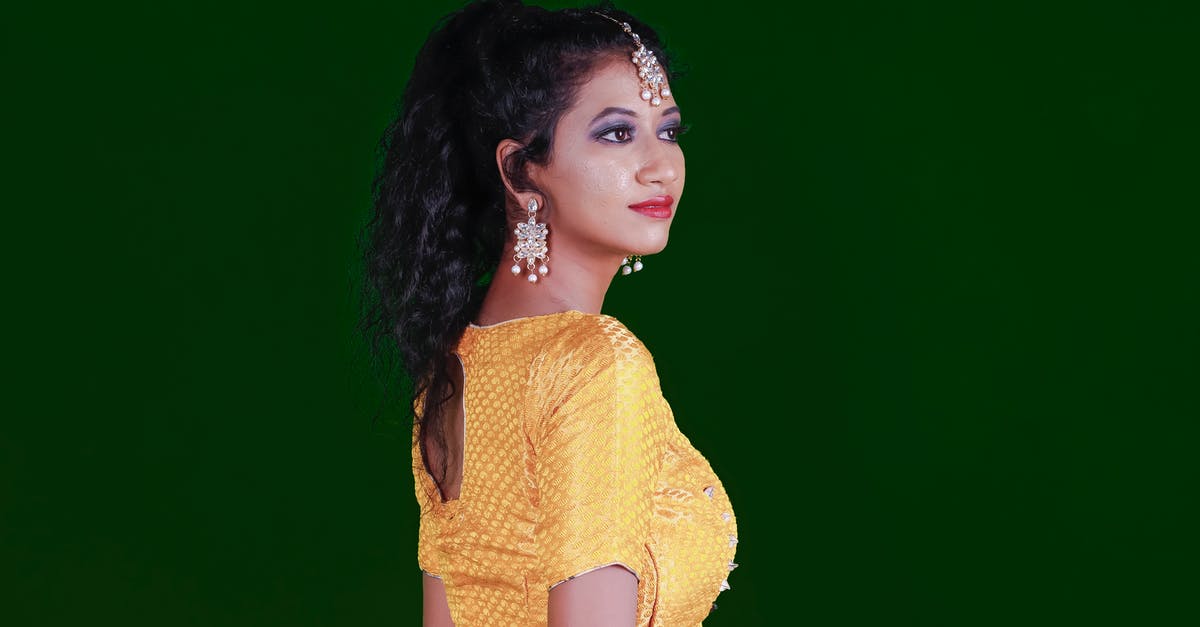 Indian visa with Bangladeshi origins - Woman with Earrings Indian visa with Bangladeshi origins - Woman with Earrings