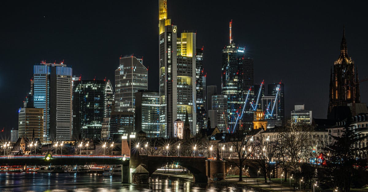 Is 1h25m enough to connect at Frankfurt am Main Airport? - Frankfurt City at Night Is 1h25m enough to connect at Frankfurt am Main Airport? - Frankfurt City at Night