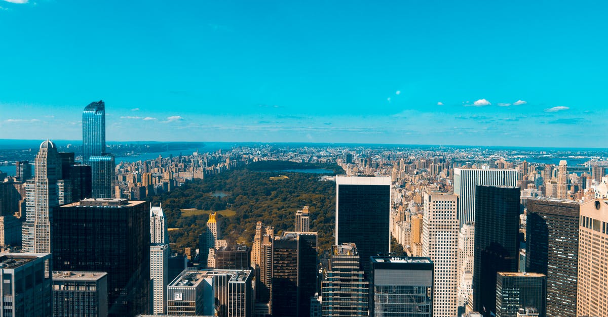 Is 7.5 hours between flights in Abu Dhabi enough to visit the city? - Bird's Eye View of Central Park Urban Park in Manhattan, New York City