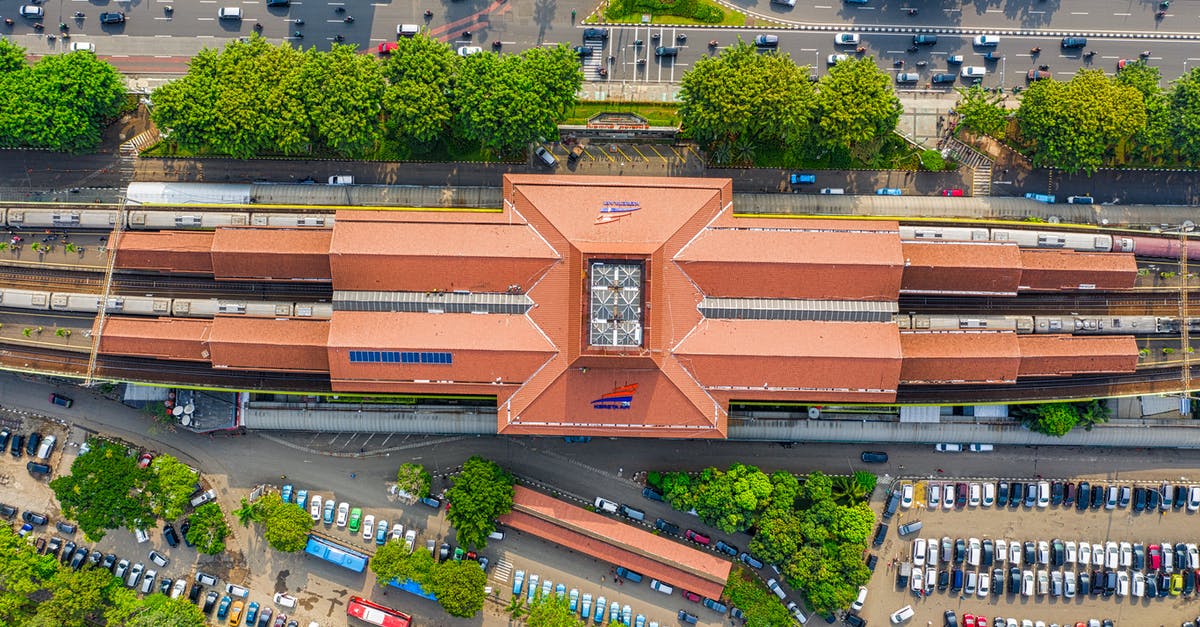 Is Colmar's railway station next to the city center? - Cars on Park Is Colmar's railway station next to the city center? - Cars on Park