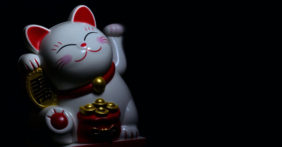 Is it possible to obtain a Chinese visa in Japan (Tokyo) as a US citizen? - Photo of Maneki-neko Figurine