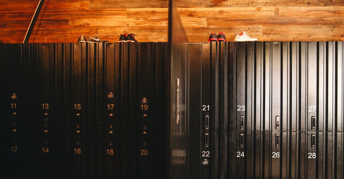 Is there a free public outdoor gym somewhere in Dalat, Vietnam? - Locker room in sports club Is there a free public outdoor gym somewhere in Dalat, Vietnam? - Locker room in sports club