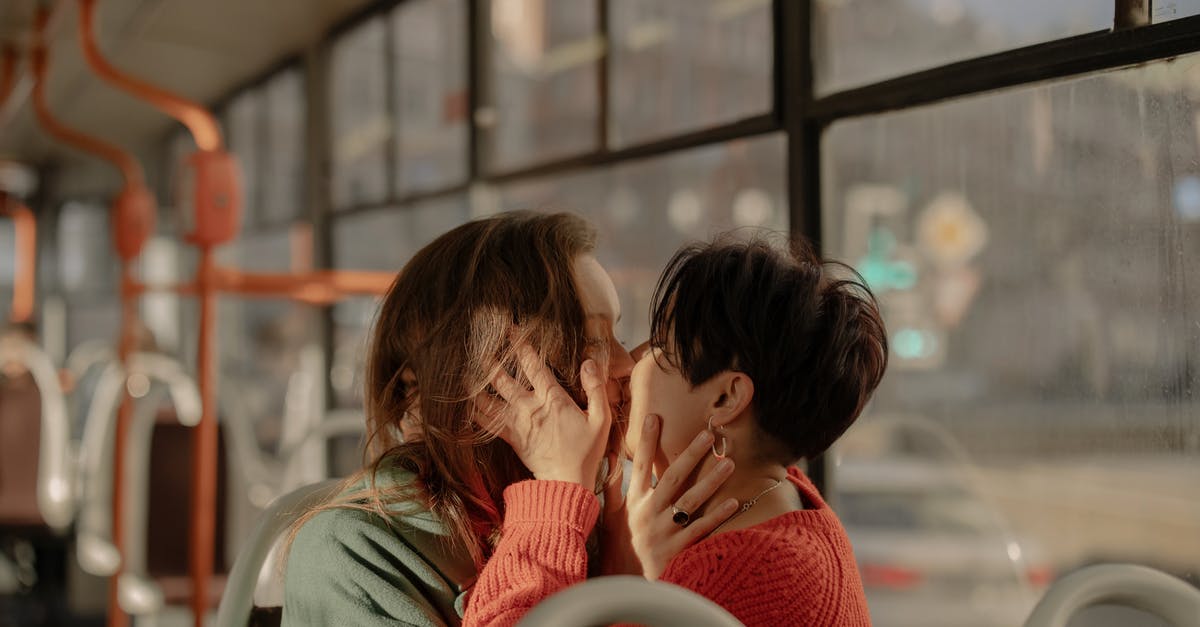 Is there a list of Greyhound partner bus carriers? - Women Kissing in the Bus Is there a list of Greyhound partner bus carriers? - Women Kissing in the Bus