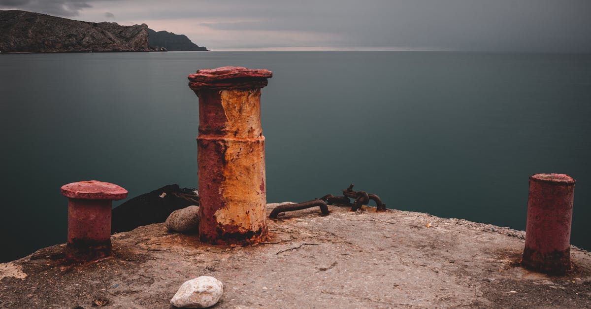 Is there a "best" area in Queensland's Sunshine Coast for currency exchanges? - A Rusty Metal Boat Post On A Dock Is there a "best" area in Queensland's Sunshine Coast for currency exchanges? - A Rusty Metal Boat Post On A Dock