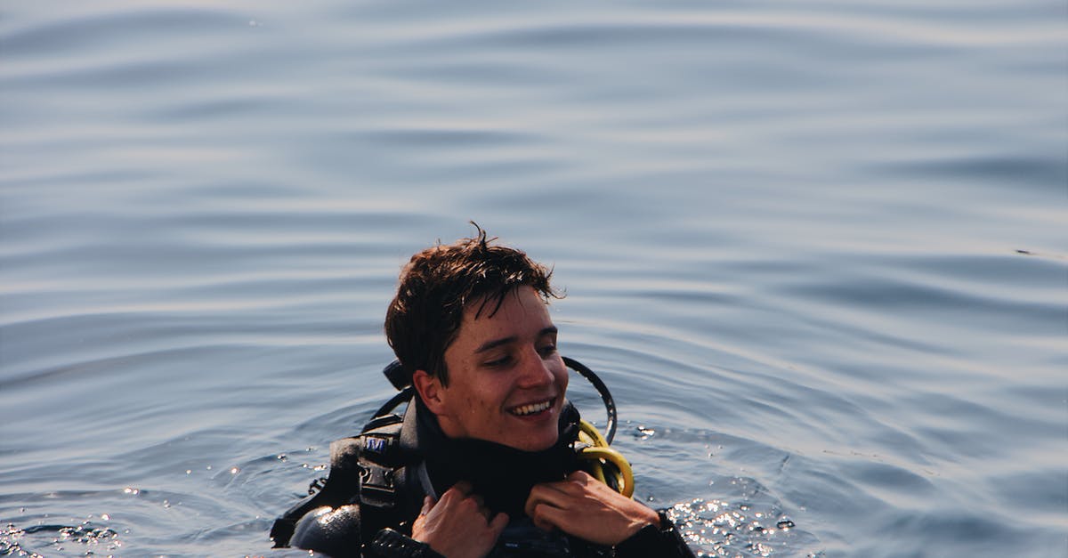 Is there any visibility and currents database/website for scuba divers? - Photo of Man Smiling Is there any visibility and currents database/website for scuba divers? - Photo of Man Smiling