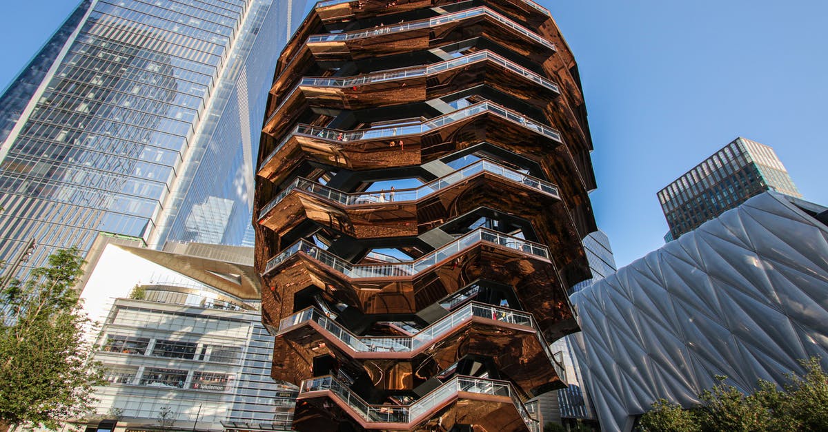 Is there Spanish assistance for connecting flights within the USA? - Brown and Gray Concrete Building Is there Spanish assistance for connecting flights within the USA? - Brown and Gray Concrete Building