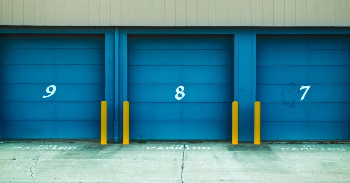 Is there time limit for street parking in Milan on blue bays? - Photo of Blue Shutter Door Is there time limit for street parking in Milan on blue bays? - Photo of Blue Shutter Door