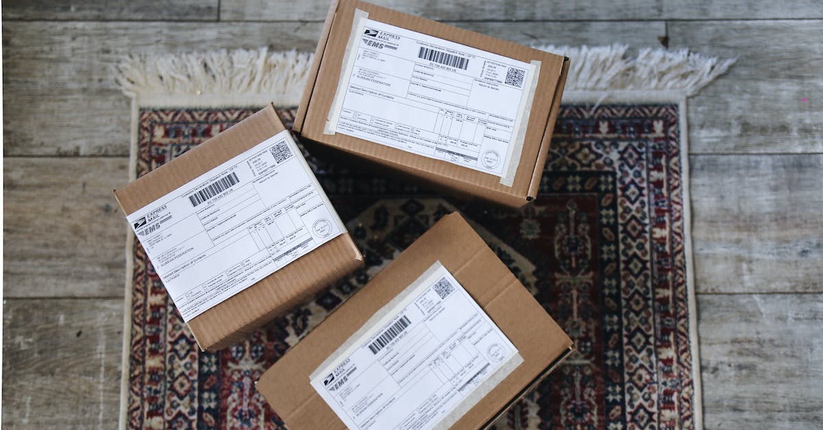 Is Willer Express reliable? - Delivery Boxes over a carpet on the Floor Is Willer Express reliable? - Delivery Boxes over a carpet on the Floor
