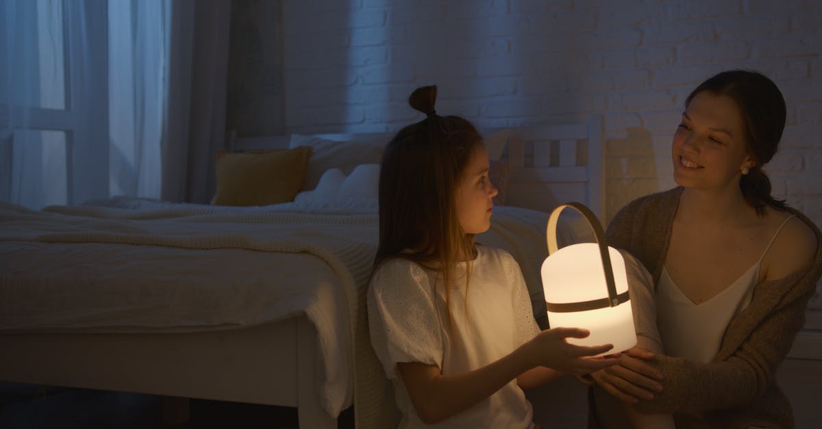 Japanese 'SU' hotel room classification - enough for two people? - Woman in White Shirt Sitting on White Sofa Japanese 'SU' hotel room classification - enough for two people? - Woman in White Shirt Sitting on White Sofa