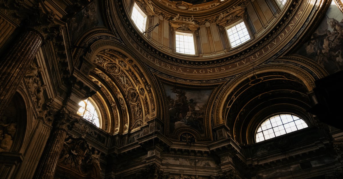 Low-cost hotel/motel chains in Italy - Dome and Interior of the Sant'Agnese in Agone Low-cost hotel/motel chains in Italy - Dome and Interior of the Sant'Agnese in Agone