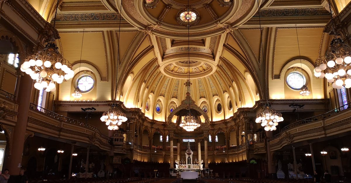 Montreal - tips to avoid troubles with Immigration - Interior of the Saint-Jean-Baptiste Catholic Church in Montreal, Canada Montreal - tips to avoid troubles with Immigration - Interior of the Saint-Jean-Baptiste Catholic Church in Montreal, Canada