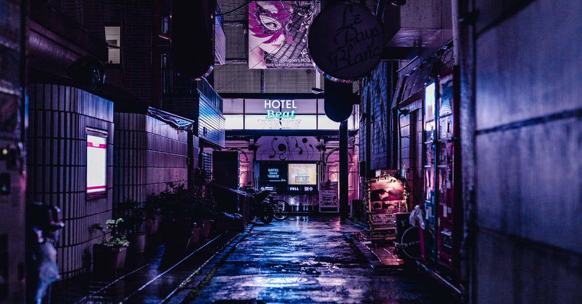 Overbooking: compensation for a lost hotel night? - Photo of Alleyway Overbooking: compensation for a lost hotel night? - Photo of Alleyway