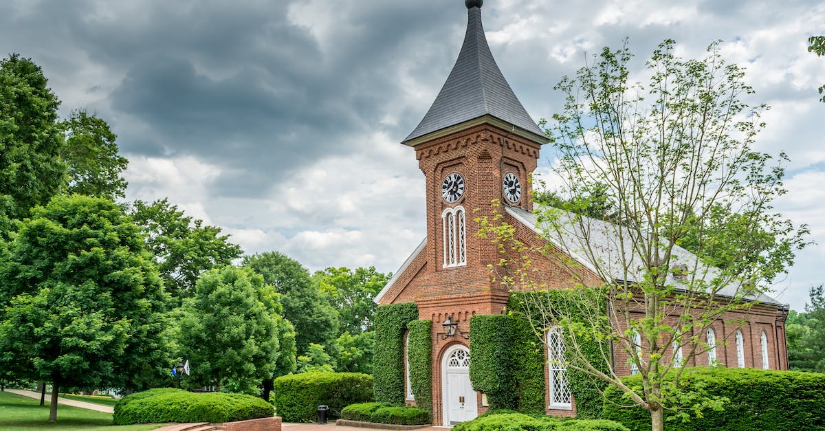 Photogenic Places Between Williamsburg, Virginia and Roanoke, Virginia along I64 - University Chapel in Virginia Photogenic Places Between Williamsburg, Virginia and Roanoke, Virginia along I64 - University Chapel in Virginia
