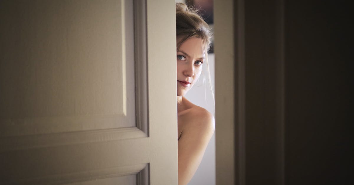 Photoshoot in Durdle Door and Lulworth Cove - Photo of Woman Behind Door Photoshoot in Durdle Door and Lulworth Cove - Photo of Woman Behind Door