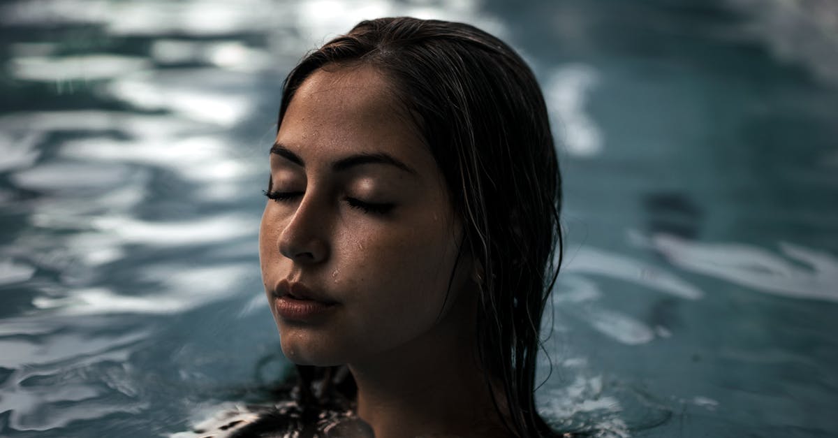 Publicly available pools for lap/lane swimming near Itaewon in Seoul, SK? [closed] - Close-Up Photo of Woman in Swimming Pool
