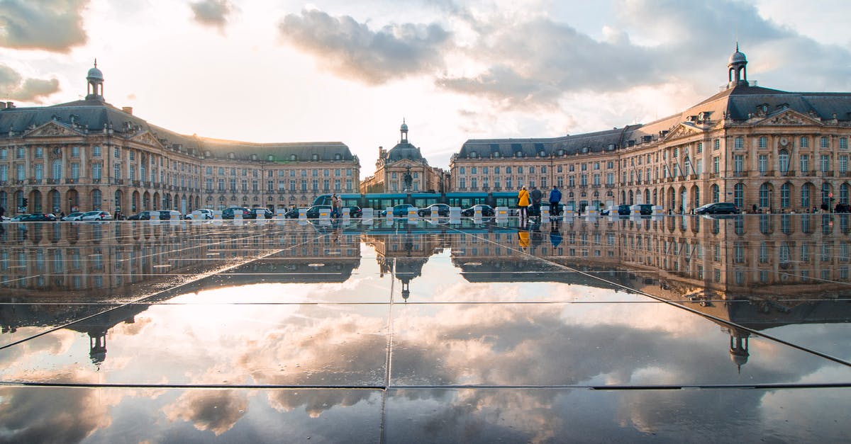 Regulation on available cash for tourists going to France - Landscape Photography of Green and Brown Palace Regulation on available cash for tourists going to France - Landscape Photography of Green and Brown Palace