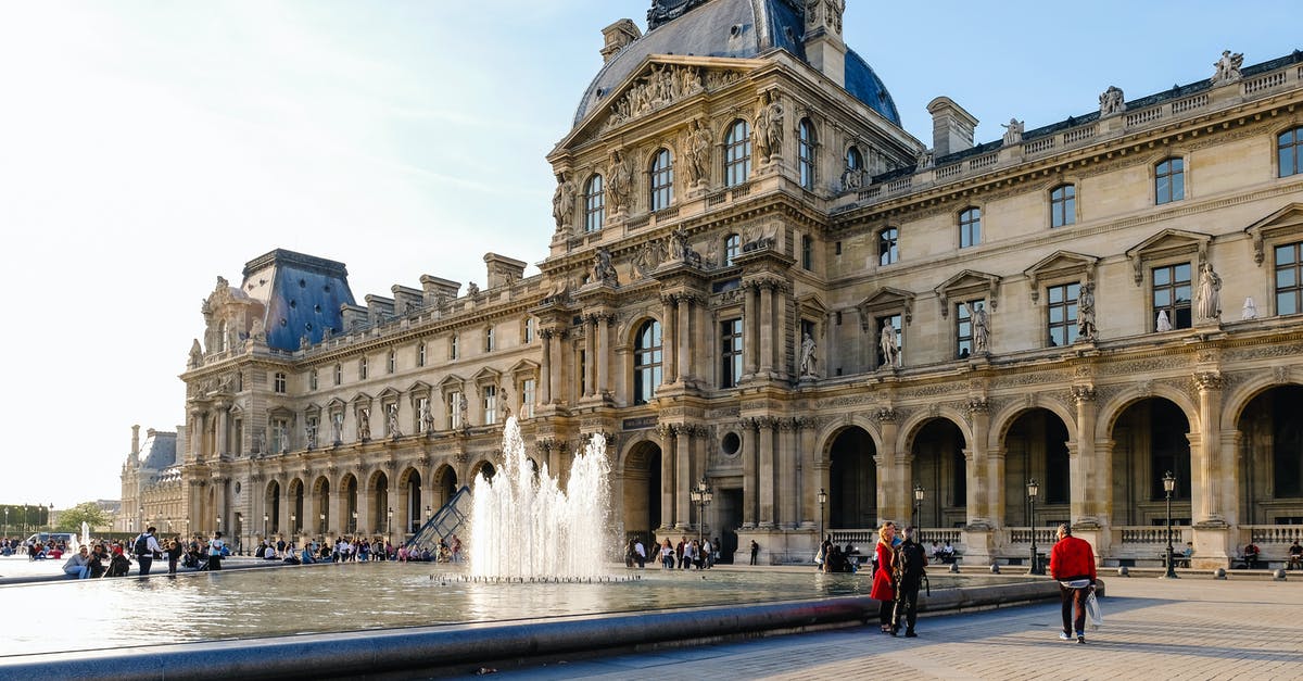 Regulation on available cash for tourists going to France - Photo of People Near Water Fountain Regulation on available cash for tourists going to France - Photo of People Near Water Fountain