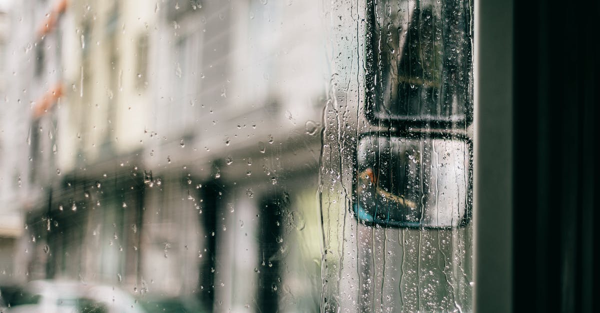 Road Trip Through Sedona, AZ [closed] - Wet windscreen of bus in rainy day