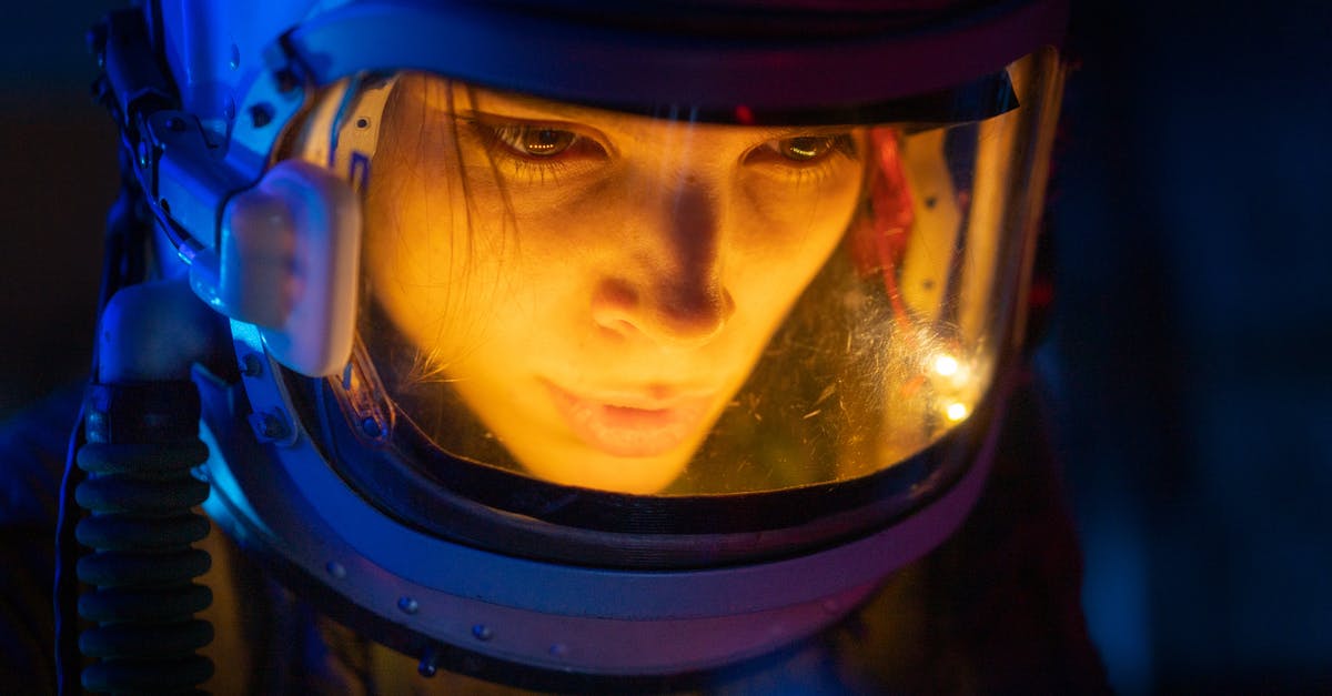 San Diego: Consolidated rental shuttle with a toddler? [closed] - Close-up Photo Of Woman In A Spacesuit 