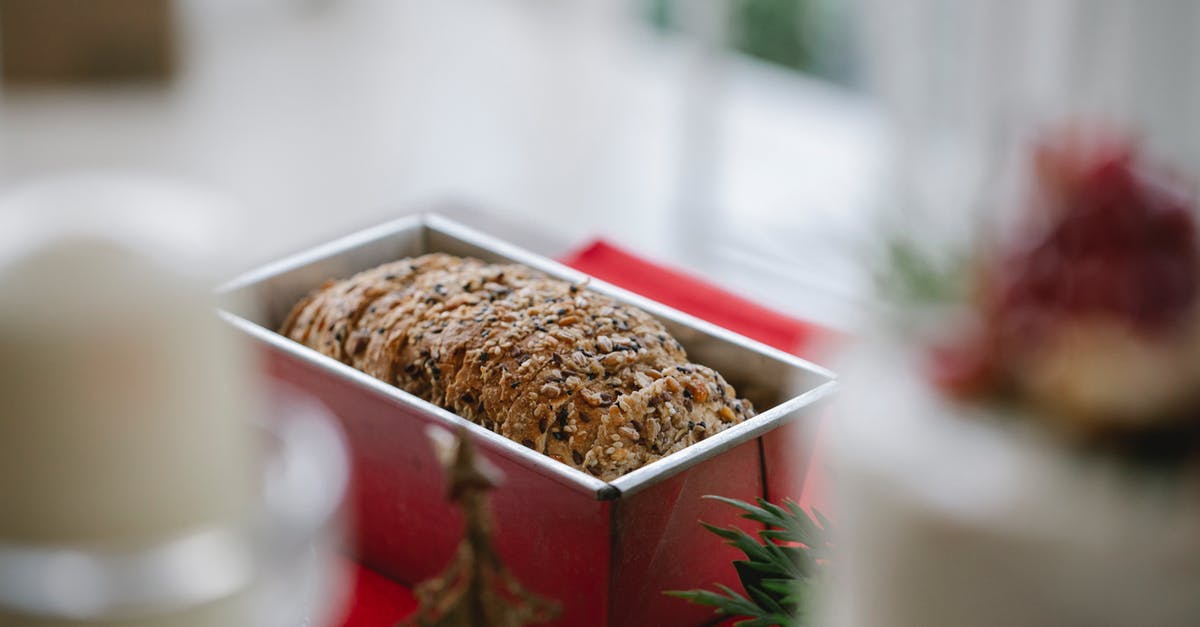 Special meals on long-haul flights - Sweet tasty Christmas cake in baking dish Special meals on long-haul flights - Sweet tasty Christmas cake in baking dish