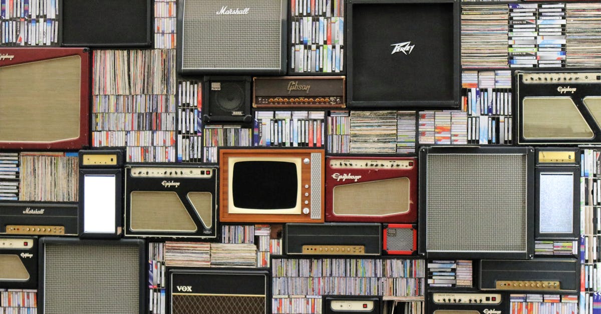 Teletext Subtitles on Romanian Television - Assorted Guitar Amplifier Lot Teletext Subtitles on Romanian Television - Assorted Guitar Amplifier Lot