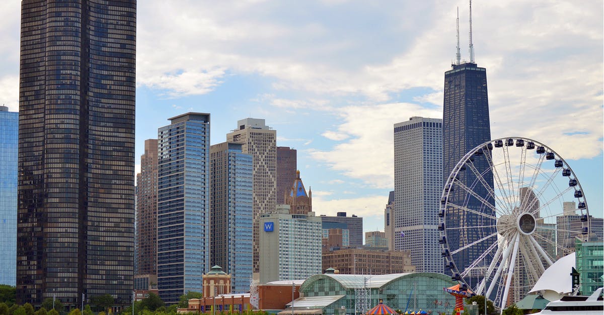 Transit visa for 5 hours layover in Chicago (USA) [duplicate] - Chicago Cityscape