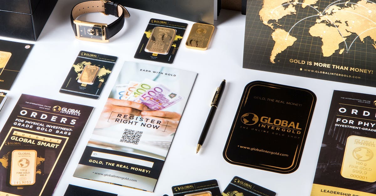 Travel Money Card and ATM fee in the USA - Accessories on Table Travel Money Card and ATM fee in the USA - Accessories on Table